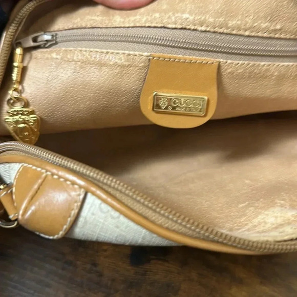 Vintage Authentic Gucci Bag - Picture 3 of 5